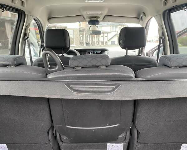 Серый Рено Гранд Сценик, объемом двигателя 1.5 л и пробегом 197 тыс. км за 7250 $, фото 18 на Automoto.ua