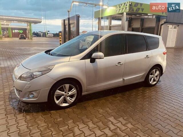 Серый Рено Гранд Сценик, объемом двигателя 1.4 л и пробегом 280 тыс. км за 6900 $, фото 1 на Automoto.ua