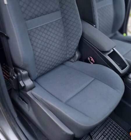 Сірий Рено Гранд Сценік, об'ємом двигуна 1.5 л та пробігом 243 тис. км за 6600 $, фото 22 на Automoto.ua