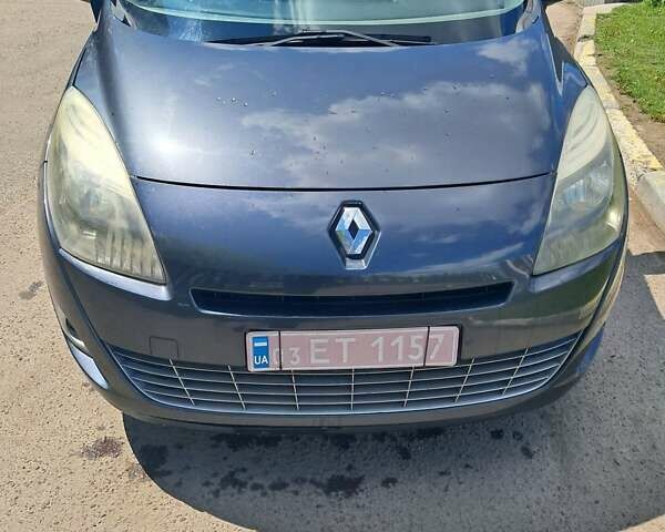 Сірий Рено Гранд Сценік, об'ємом двигуна 1.5 л та пробігом 290 тис. км за 6300 $, фото 1 на Automoto.ua