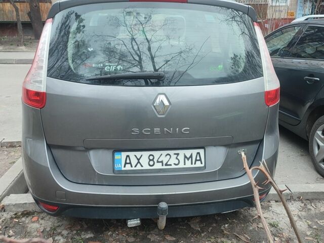 Серый Рено Гранд Сценик, объемом двигателя 1.9 л и пробегом 375 тыс. км за 6900 $, фото 7 на Automoto.ua