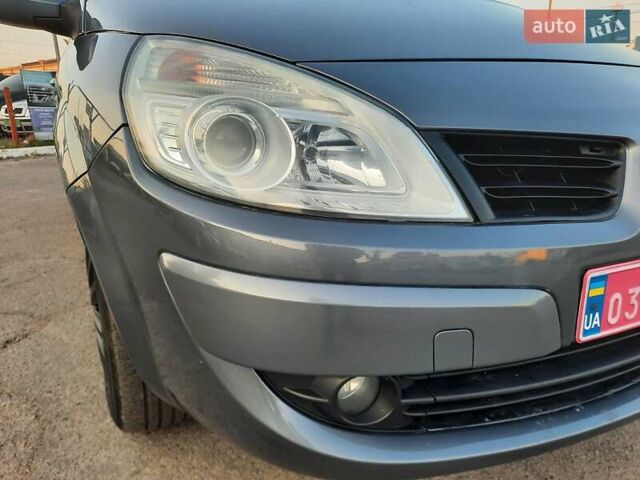 Серый Рено Гранд Сценик, объемом двигателя 1.6 л и пробегом 194 тыс. км за 6300 $, фото 24 на Automoto.ua