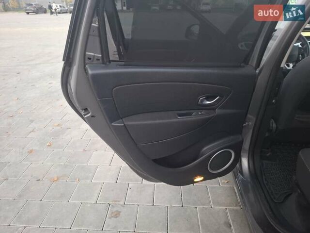 Рено Гранд Сценик 2009 в Черкассах на Automoto.ua Серый Рено Гранд Сценик, объемом двигателя 1.5 л и пробегом 275 тыс. км за 7500 $, фото 12 на Automoto.ua