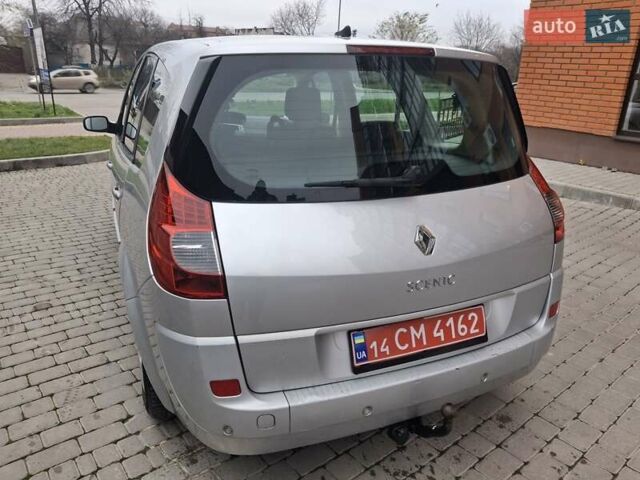 Сірий Рено Гранд Сценік, об'ємом двигуна 1.6 л та пробігом 212 тис. км за 6500 $, фото 18 на Automoto.ua