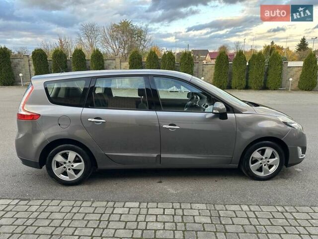 Рено Гранд Сценик 2010 в Луцке на Automoto.ua Серый Рено Гранд Сценик, объемом двигателя 2.02 л и пробегом 232 тыс. км за 7950 $, фото 3 на Automoto.ua