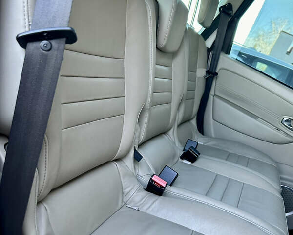 Серый Рено Гранд Сценик, объемом двигателя 2 л и пробегом 244 тыс. км за 7800 $, фото 32 на Automoto.ua