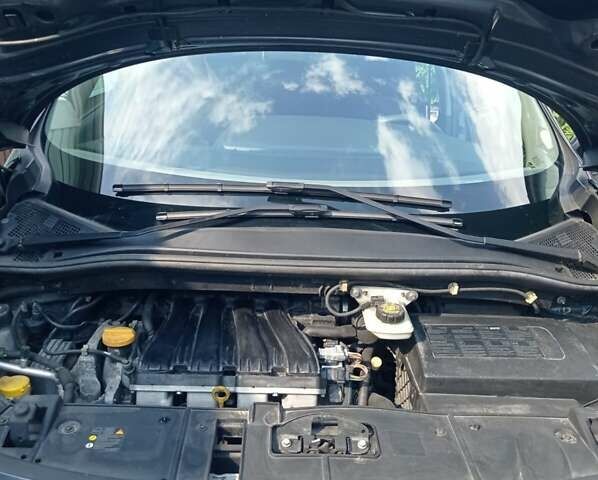 Серый Рено Гранд Сценик, объемом двигателя 2 л и пробегом 190 тыс. км за 8400 $, фото 14 на Automoto.ua