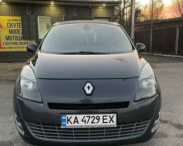 Серый Рено Гранд Сценик, объемом двигателя 1.46 л и пробегом 261 тыс. км за 6550 $, фото 8 на Automoto.ua
