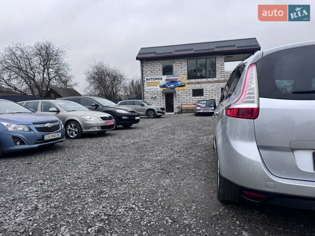 Серый Рено Гранд Сценик, объемом двигателя 1.5 л и пробегом 230 тыс. км за 7300 $, фото 18 на Automoto.ua