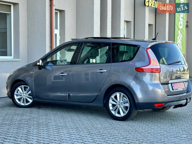 Серый Рено Гранд Сценик, объемом двигателя 2 л и пробегом 244 тыс. км за 7800 $, фото 11 на Automoto.ua