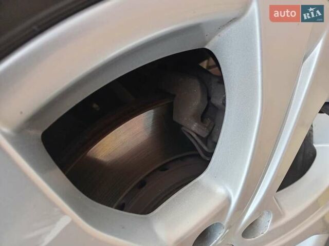 Серый Рено Гранд Сценик, объемом двигателя 1.5 л и пробегом 188 тыс. км за 8300 $, фото 67 на Automoto.ua