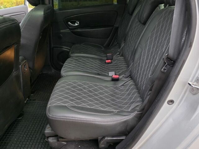 Серый Рено Гранд Сценик, объемом двигателя 1.5 л и пробегом 309 тыс. км за 6000 $, фото 2 на Automoto.ua