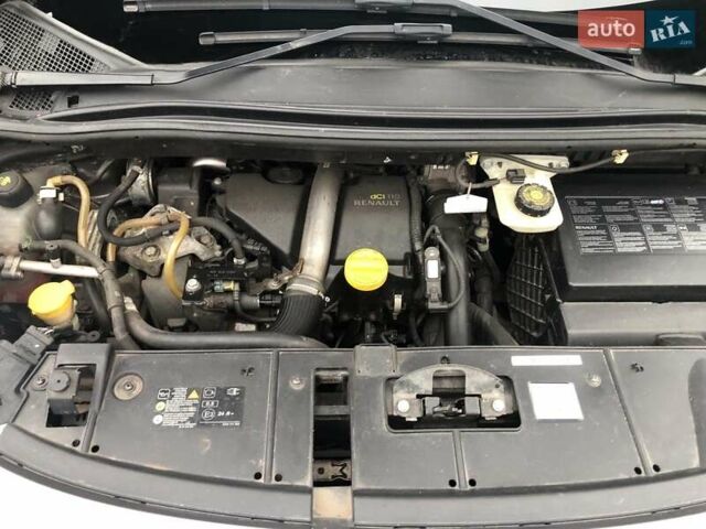 Сірий Рено Гранд Сценік, об'ємом двигуна 1.5 л та пробігом 162 тис. км за 7700 $, фото 1 на Automoto.ua
