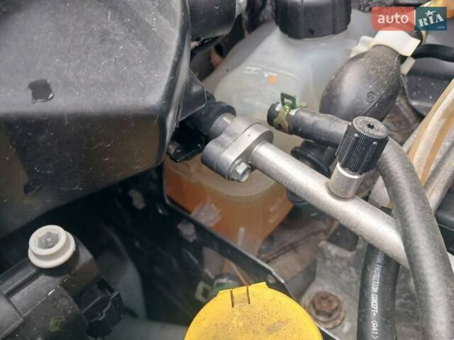 Серый Рено Гранд Сценик, объемом двигателя 1.5 л и пробегом 188 тыс. км за 8300 $, фото 57 на Automoto.ua