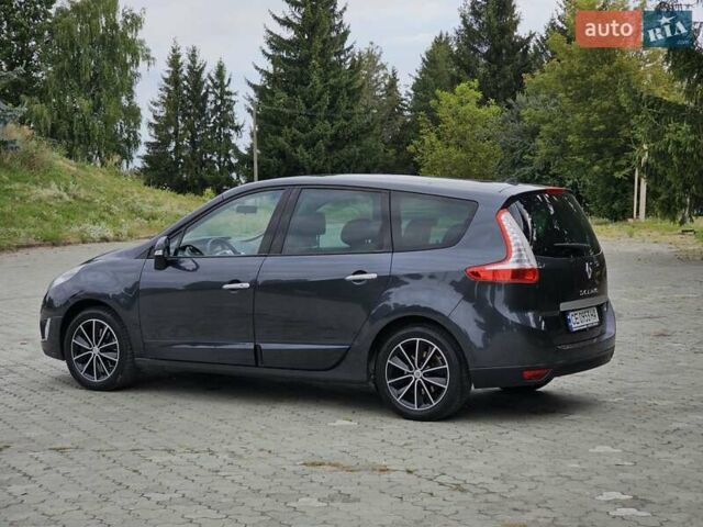 Серый Рено Гранд Сценик, объемом двигателя 2 л и пробегом 290 тыс. км за 6900 $, фото 12 на Automoto.ua