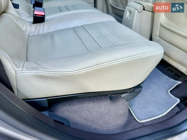 Серый Рено Гранд Сценик, объемом двигателя 2 л и пробегом 244 тыс. км за 7800 $, фото 31 на Automoto.ua