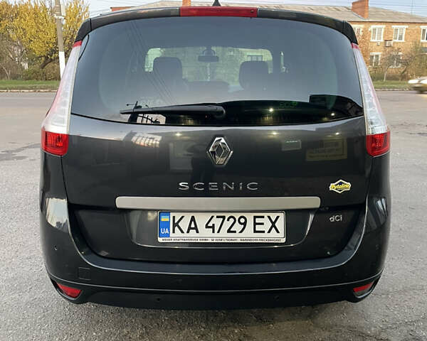 Серый Рено Гранд Сценик, объемом двигателя 1.46 л и пробегом 261 тыс. км за 6550 $, фото 14 на Automoto.ua