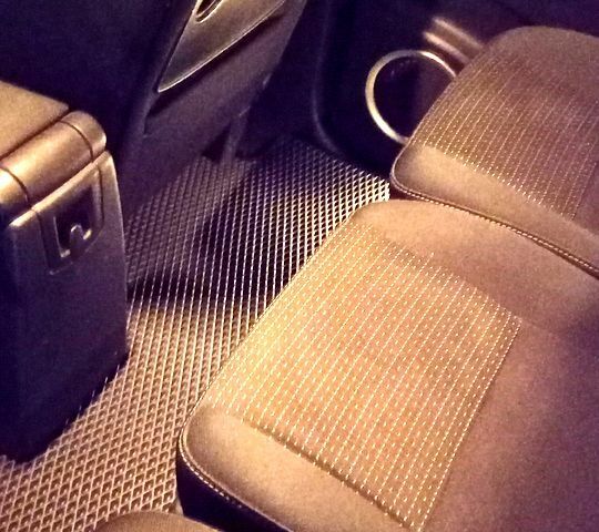 Серый Рено Гранд Сценик, объемом двигателя 1.5 л и пробегом 302 тыс. км за 6000 $, фото 6 на Automoto.ua