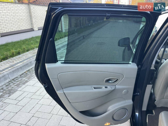 Серый Рено Гранд Сценик, объемом двигателя 1.5 л и пробегом 300 тыс. км за 5999 $, фото 62 на Automoto.ua