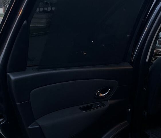 Серый Рено Гранд Сценик, объемом двигателя 1.5 л и пробегом 244 тыс. км за 7500 $, фото 13 на Automoto.ua