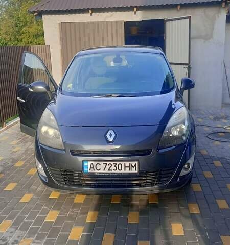 Серый Рено Гранд Сценик, объемом двигателя 1.46 л и пробегом 209 тыс. км за 6900 $, фото 20 на Automoto.ua