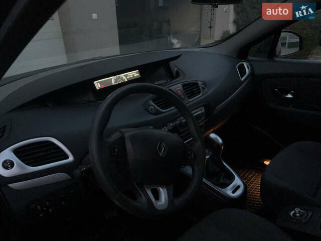 Сірий Рено Гранд Сценік, об'ємом двигуна 1.5 л та пробігом 265 тис. км за 7900 $, фото 6 на Automoto.ua