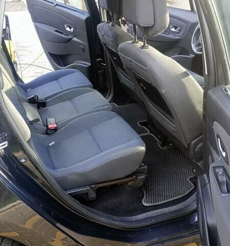 Серый Рено Гранд Сценик, объемом двигателя 1.46 л и пробегом 209 тыс. км за 6900 $, фото 8 на Automoto.ua