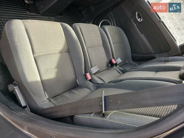 Серый Рено Гранд Сценик, объемом двигателя 1.5 л и пробегом 188 тыс. км за 8300 $, фото 26 на Automoto.ua