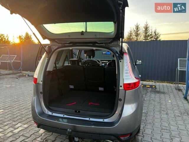 Сірий Рено Гранд Сценік, об'ємом двигуна 1.46 л та пробігом 254 тис. км за 7300 $, фото 7 на Automoto.ua