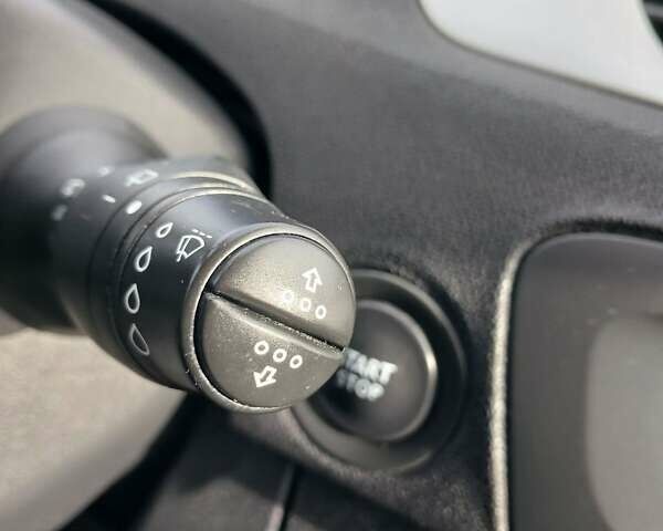 Серый Рено Гранд Сценик, объемом двигателя 1.5 л и пробегом 188 тыс. км за 8300 $, фото 32 на Automoto.ua