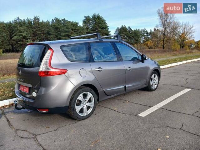 Серый Рено Гранд Сценик, объемом двигателя 1.5 л и пробегом 188 тыс. км за 8300 $, фото 6 на Automoto.ua