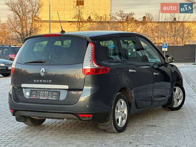 Серый Рено Гранд Сценик, объемом двигателя 1.4 л и пробегом 180 тыс. км за 5999 $, фото 9 на Automoto.ua