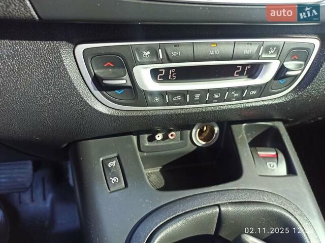 Сірий Рено Гранд Сценік, об'ємом двигуна 1.4 л та пробігом 248 тис. км за 6700 $, фото 17 на Automoto.ua