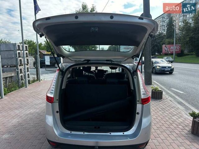 Серый Рено Гранд Сценик, объемом двигателя 1.4 л и пробегом 190 тыс. км за 4990 $, фото 10 на Automoto.ua