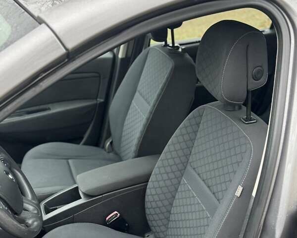 Сірий Рено Гранд Сценік, об'ємом двигуна 1.5 л та пробігом 255 тис. км за 7500 $, фото 14 на Automoto.ua