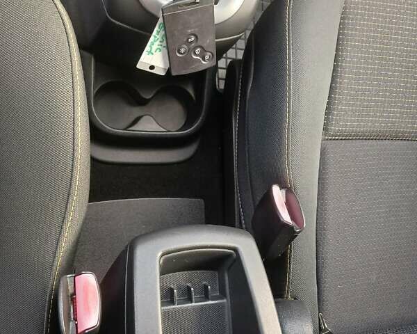 Серый Рено Гранд Сценик, объемом двигателя 1.5 л и пробегом 188 тыс. км за 8300 $, фото 22 на Automoto.ua