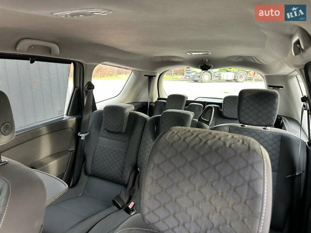 Серый Рено Гранд Сценик, объемом двигателя 1.5 л и пробегом 197 тыс. км за 6950 $, фото 58 на Automoto.ua