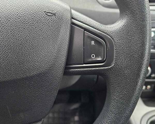 Сірий Рено Гранд Сценік, об'ємом двигуна 1.5 л та пробігом 200 тис. км за 6999 $, фото 5 на Automoto.ua