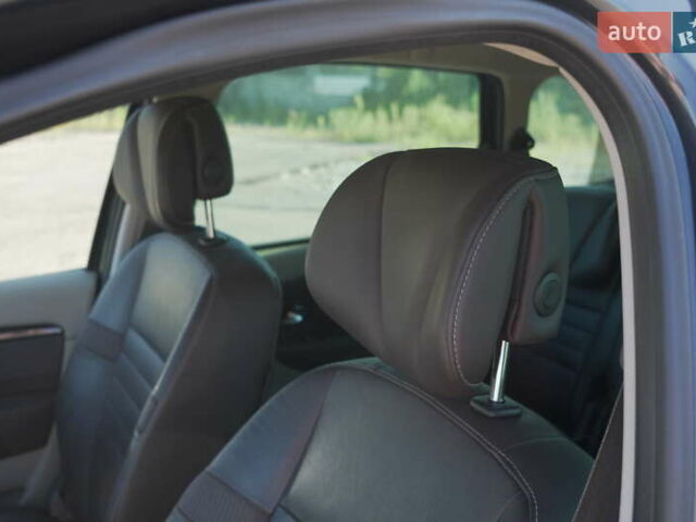 Серый Рено Гранд Сценик, объемом двигателя 1.87 л и пробегом 319 тыс. км за 7900 $, фото 21 на Automoto.ua