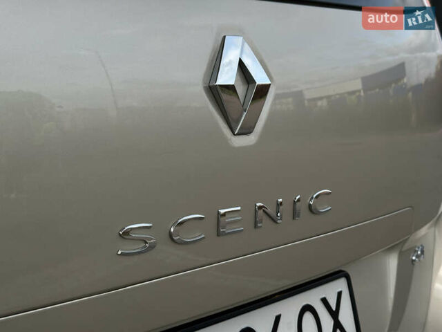 Серый Рено Гранд Сценик, объемом двигателя 1.5 л и пробегом 197 тыс. км за 6950 $, фото 30 на Automoto.ua