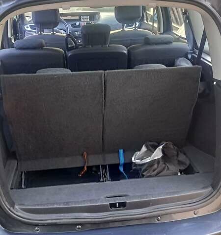 Серый Рено Гранд Сценик, объемом двигателя 1.46 л и пробегом 209 тыс. км за 6900 $, фото 14 на Automoto.ua