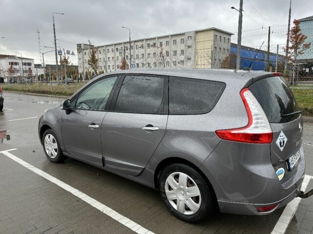 Сірий Рено Гранд Сценік, об'ємом двигуна 1.4 л та пробігом 165 тис. км за 6900 $, фото 1 на Automoto.ua