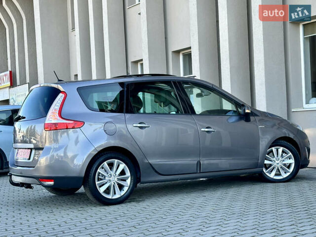 Серый Рено Гранд Сценик, объемом двигателя 2 л и пробегом 244 тыс. км за 7800 $, фото 59 на Automoto.ua