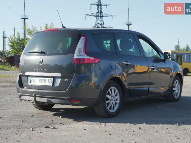 Серый Рено Гранд Сценик, объемом двигателя 1.87 л и пробегом 319 тыс. км за 7900 $, фото 35 на Automoto.ua