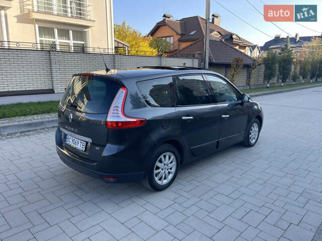 Серый Рено Гранд Сценик, объемом двигателя 1.5 л и пробегом 300 тыс. км за 5999 $, фото 10 на Automoto.ua