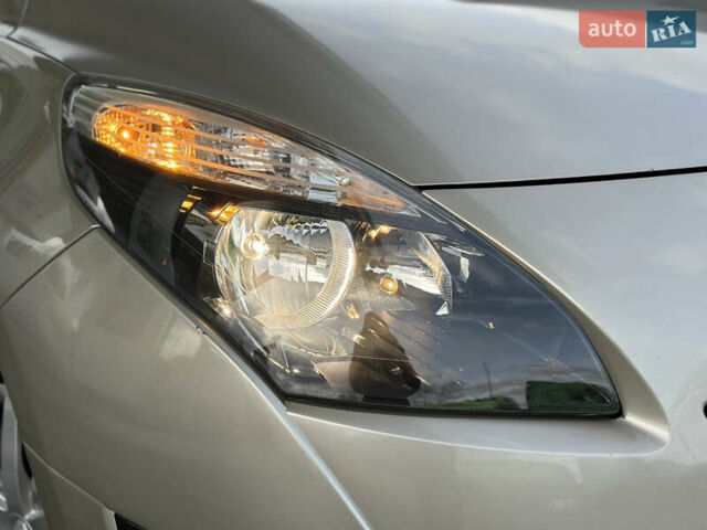 Серый Рено Гранд Сценик, объемом двигателя 1.5 л и пробегом 197 тыс. км за 6950 $, фото 4 на Automoto.ua