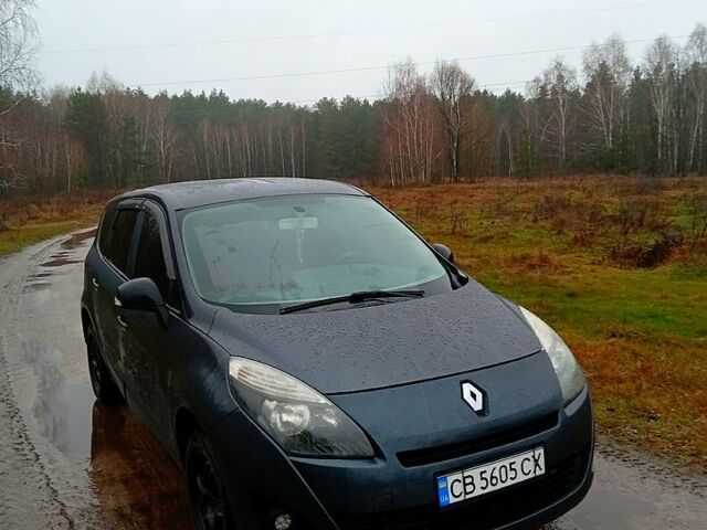 Сірий Рено Гранд Сценік, об'ємом двигуна 1.5 л та пробігом 253 тис. км за 7200 $, фото 1 на Automoto.ua