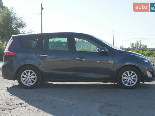 Серый Рено Гранд Сценик, объемом двигателя 1.87 л и пробегом 319 тыс. км за 7900 $, фото 33 на Automoto.ua