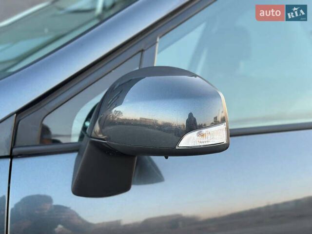 Серый Рено Гранд Сценик, объемом двигателя 1.4 л и пробегом 180 тыс. км за 5999 $, фото 43 на Automoto.ua