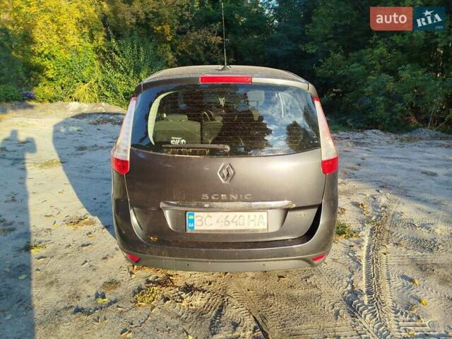 Серый Рено Гранд Сценик, объемом двигателя 1.5 л и пробегом 260 тыс. км за 5900 $, фото 8 на Automoto.ua
